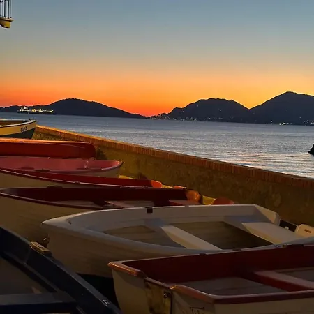 Altro Cuore Di Lerici, & Charming * Леричи